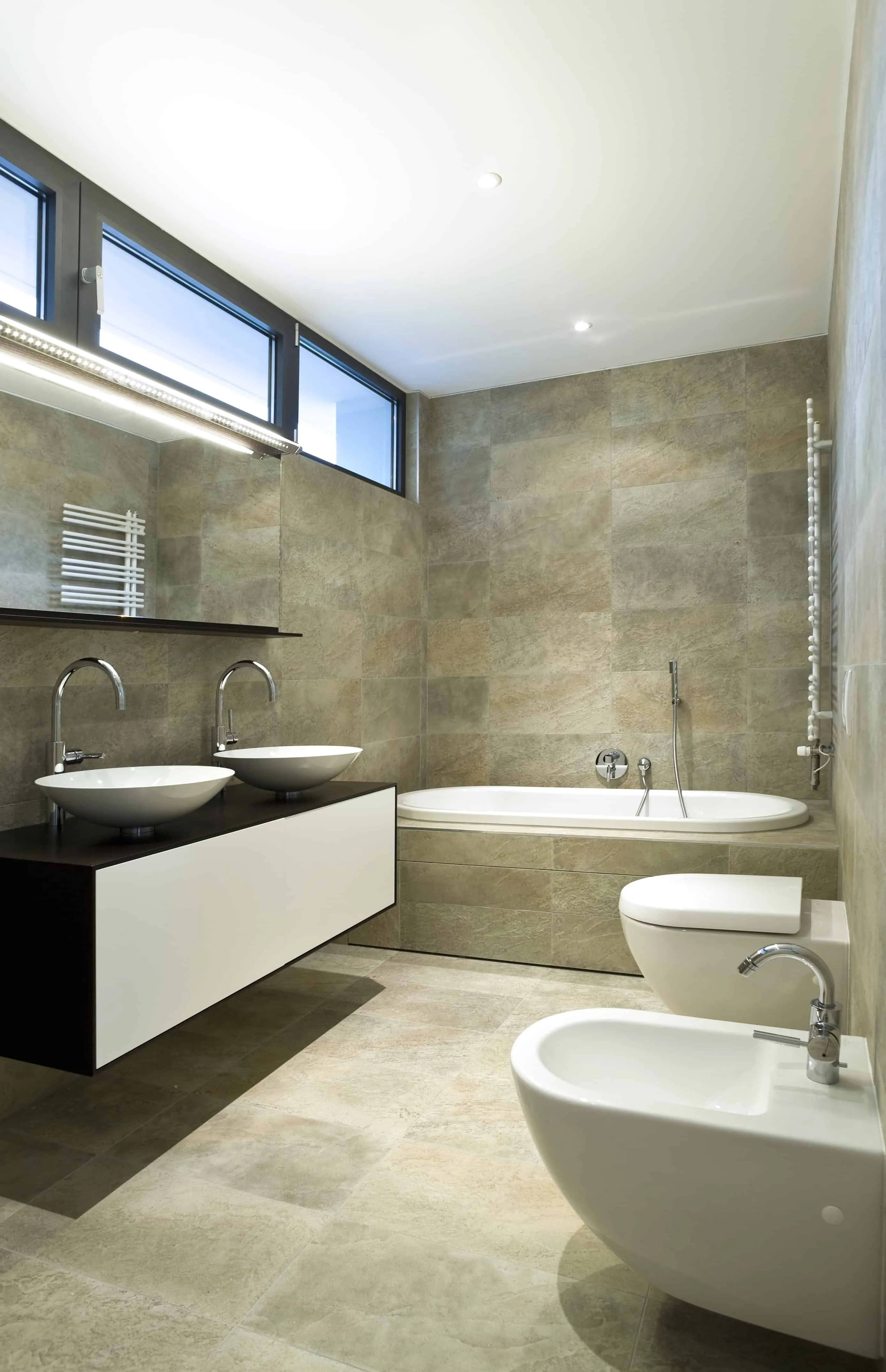 Salle de bain avant rénovation à Thiais